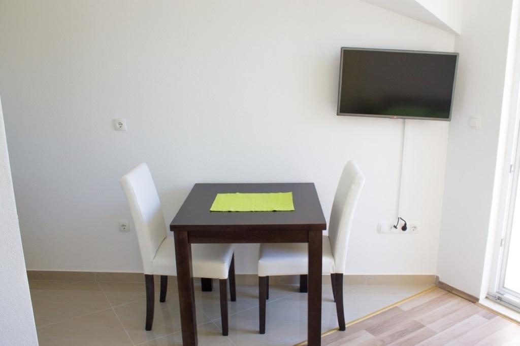Apartments Kala Janjina الغرفة الصورة